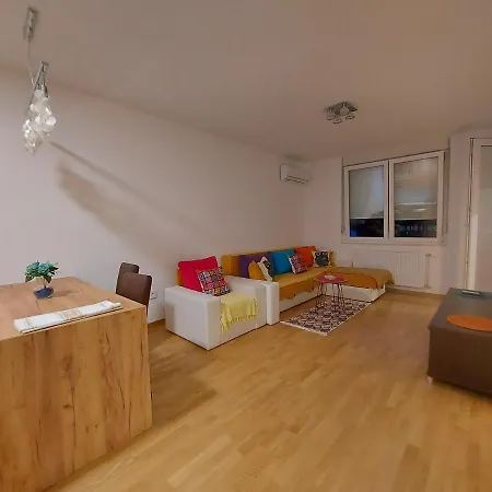 Apartment Riverside Ferona With Garage *