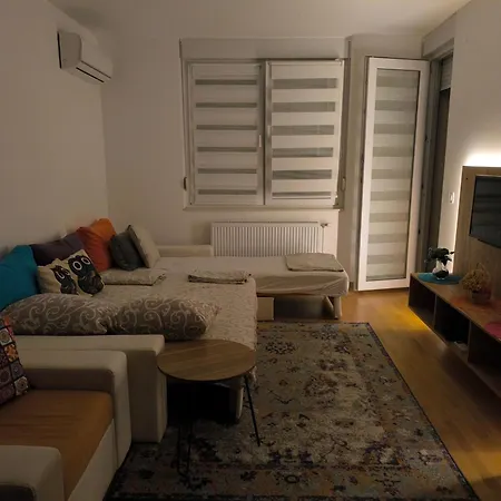 Riverside Ferona With Garage *