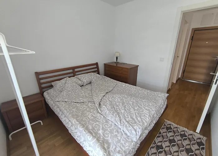 Riverside Ferona With Garage Apartment Novi Sad